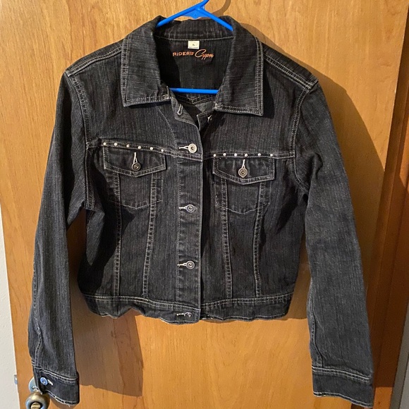 Jean Jacket - Picture 2 of 4